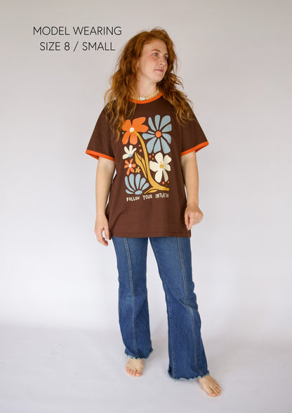 FOLLOW YOUR INTUITION Oversized T-Shirt