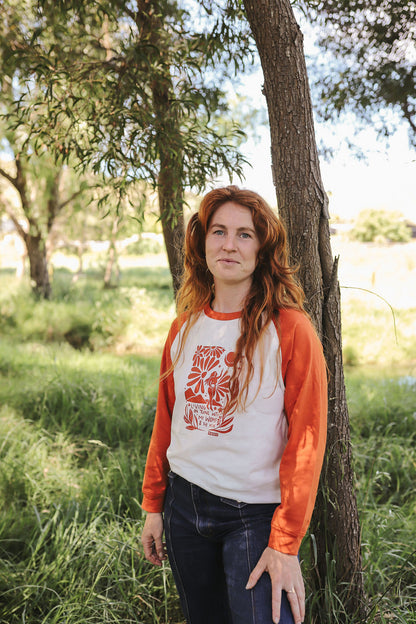 LIVING IN TUNE - Orange